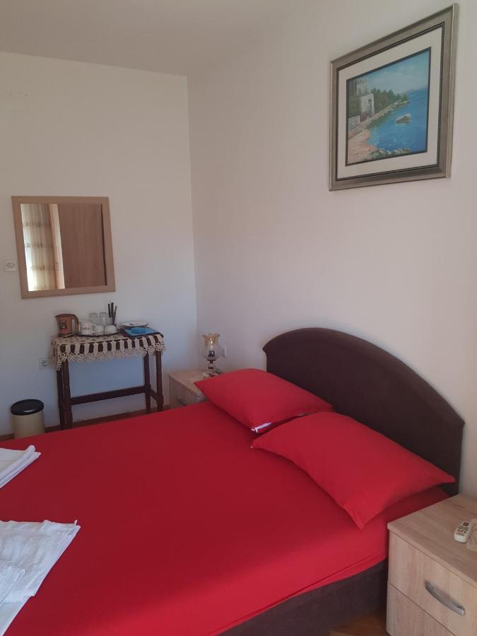 Sobe I Apartmani Marovic Petrovac Exterior photo