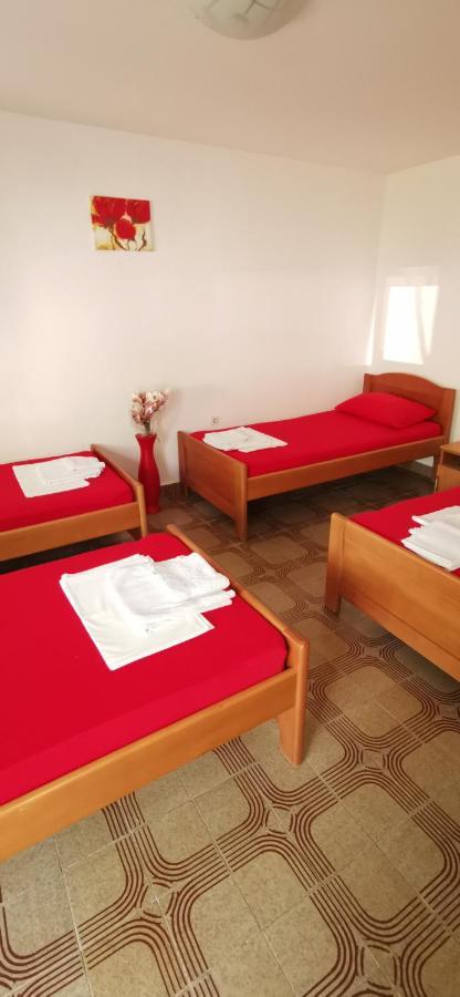 Sobe I Apartmani Marovic Petrovac Exterior photo
